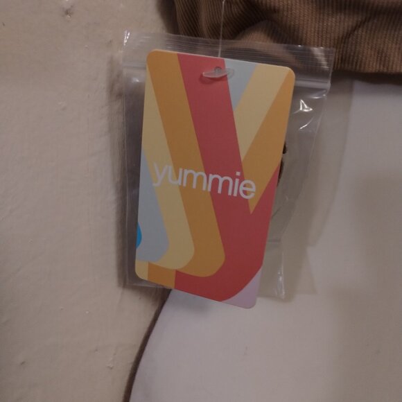 Yummie (M) Peyton Contour Strapless Convertible Bra - Picture 5 of 8